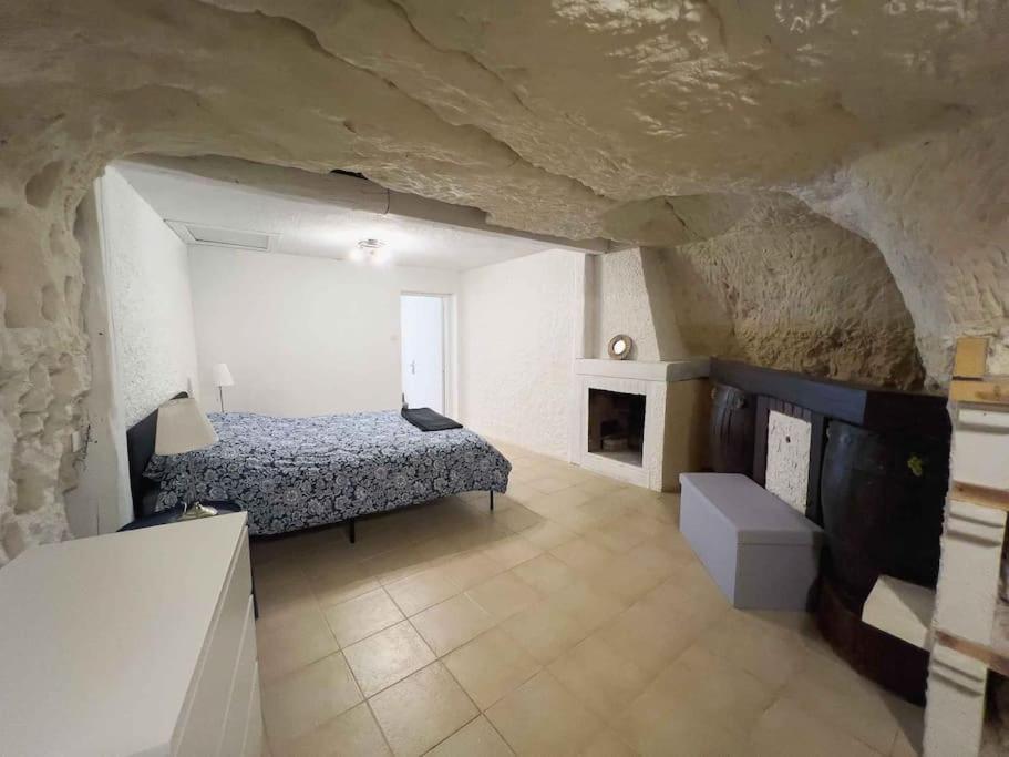 רושקורבון Maison Semi-Troglodyte Avec 4 Velos מראה חיצוני תמונה